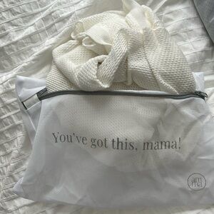 Amma Nursing Cover